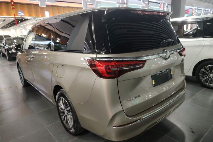 Used Buick GL8 2023 ES Lu Zun Deluxe Model Exterior 2