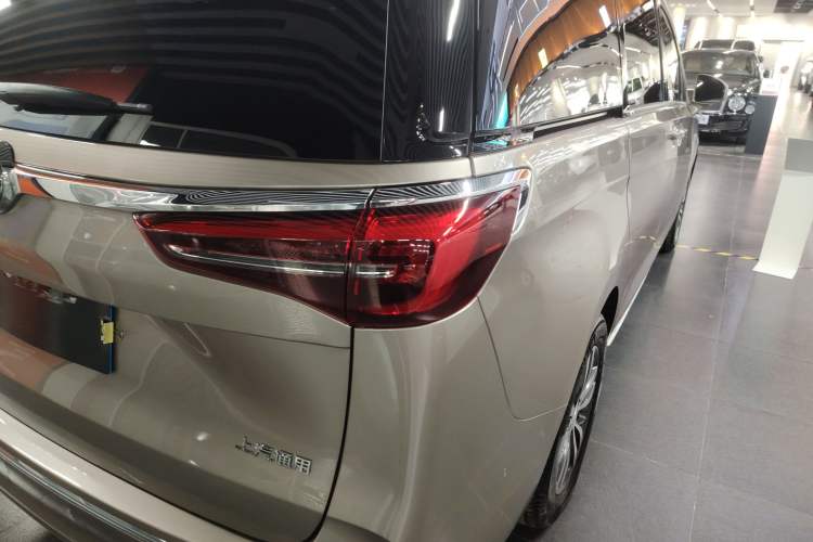 Used Buick GL8 2023 ES Lu Zun Deluxe Model Exterior 3