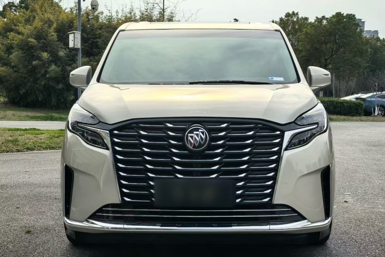 Used Buick GL8 2023 ES Lu Zun Comfort Model Exterior 4