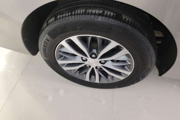Used Buick GL8 2023 ES Lu Zun Deluxe Model Exterior 5