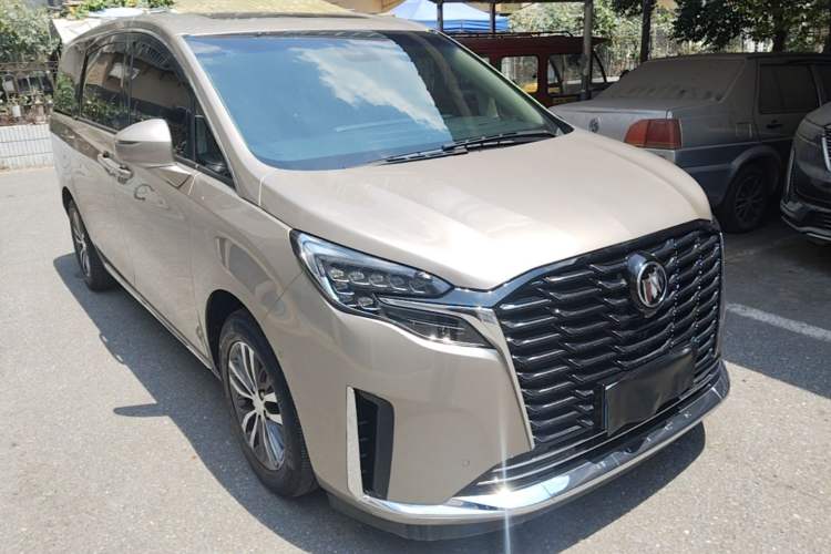 Used Buick GL8 2023 ES Lu Zun Deluxe Model Front Right 45 Deg