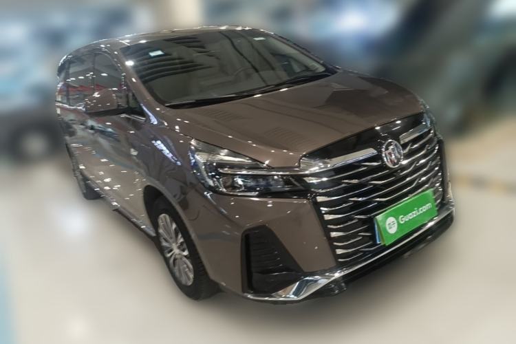 Used Buick GL8 2023 Land Executive Class 652T Luxury Model Front Right 45 Deg