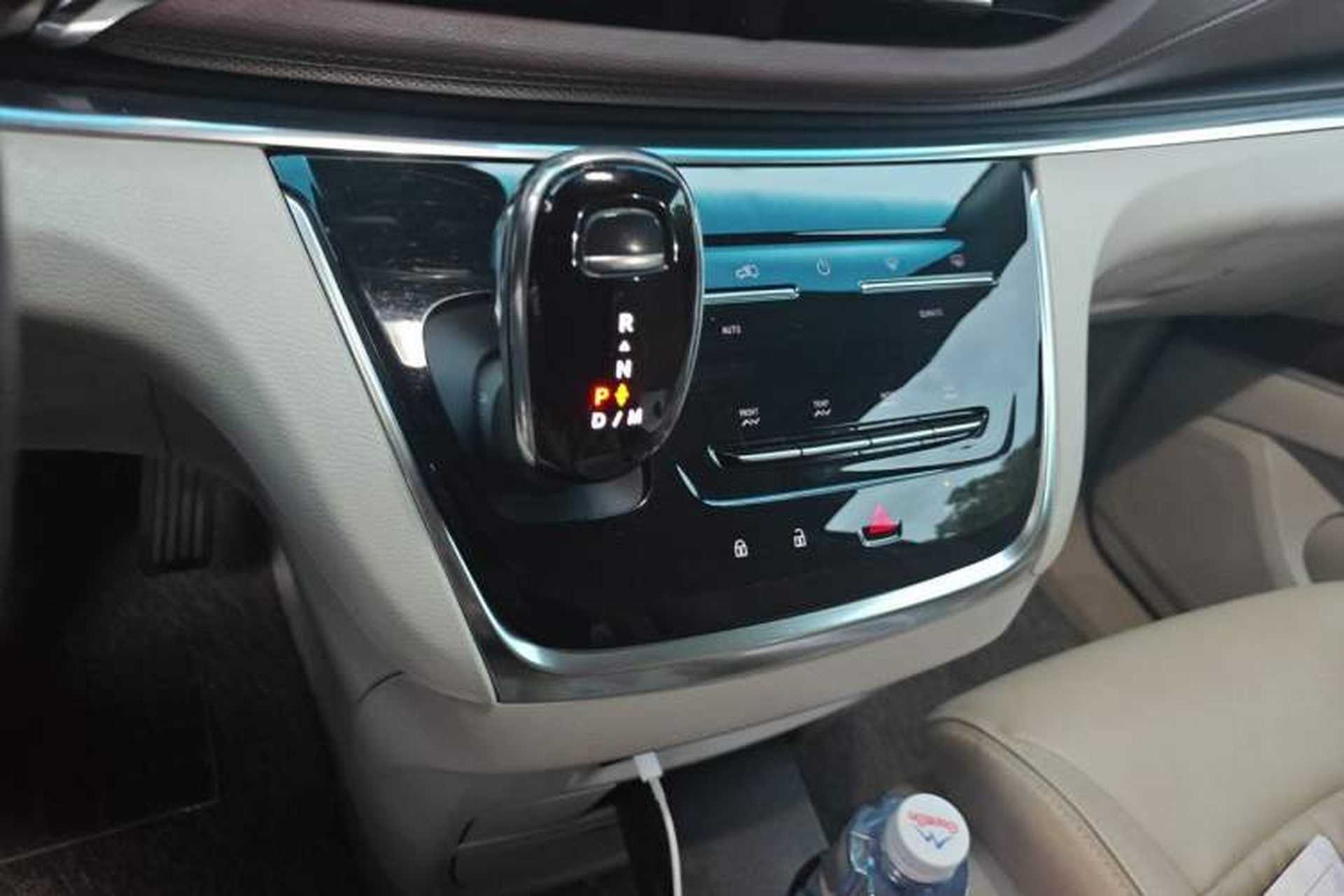 Used Buick GL8 2023 Land Executive Class Smart Enjoyment Model Gear Lever