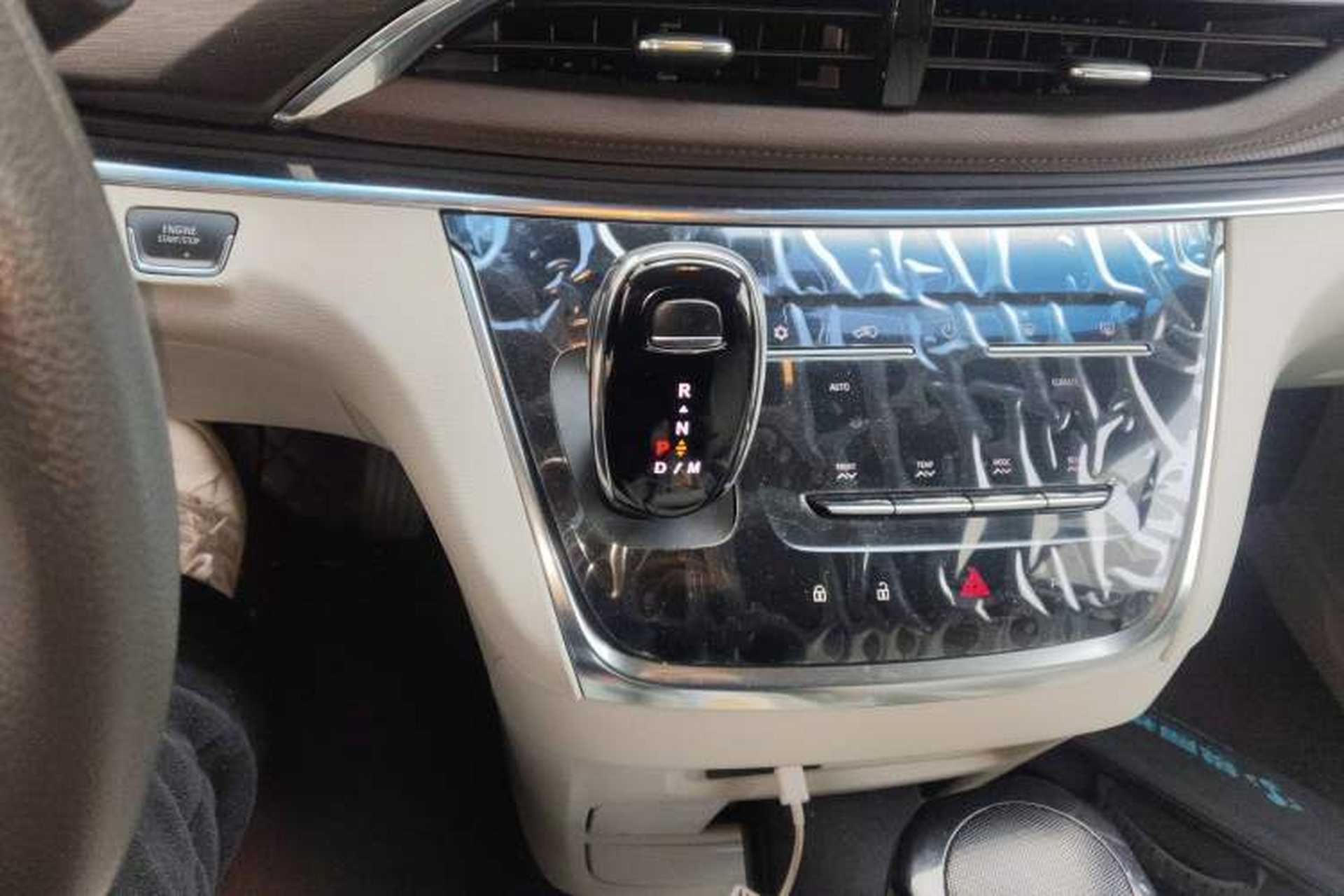 Used Buick GL8 2023 Land Executive Class Smart Enjoyment Model Gear Lever
