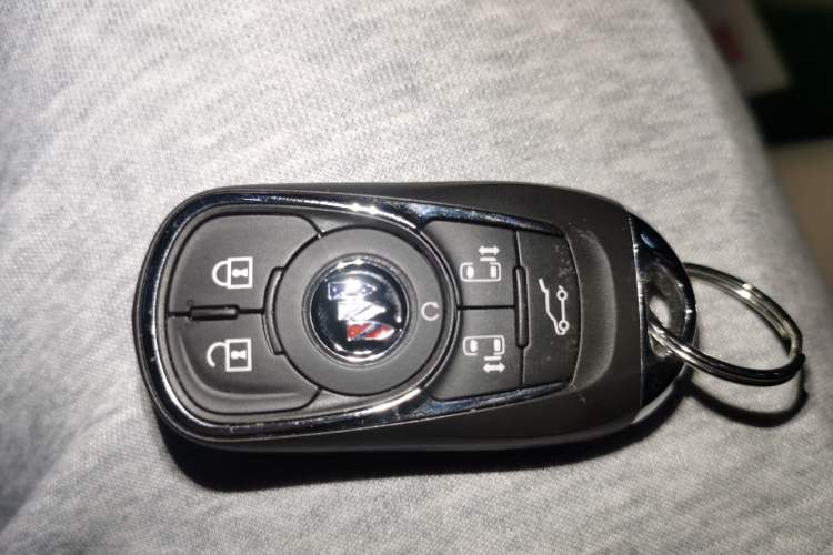 Used Buick GL8 2023 ES Lu Zun Luxury Model Interior 1