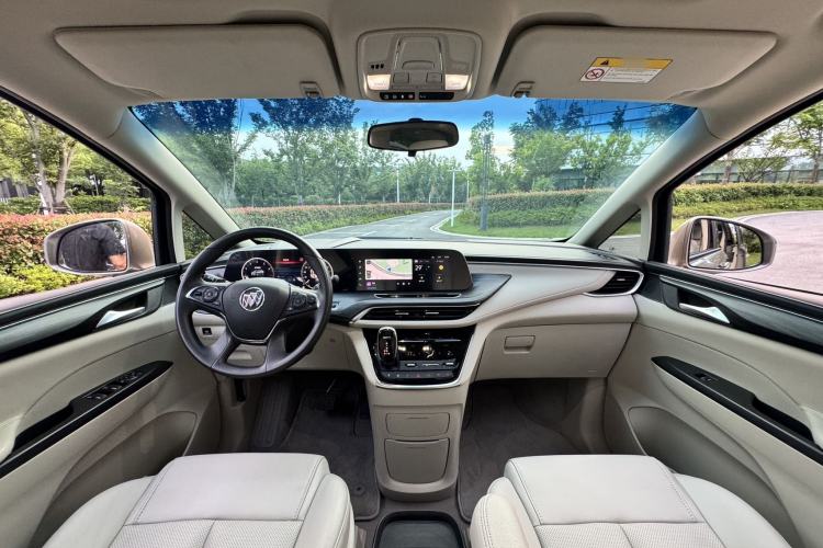 Used Buick GL8 2023 ES Lu Zun Comfort Model Interior 2