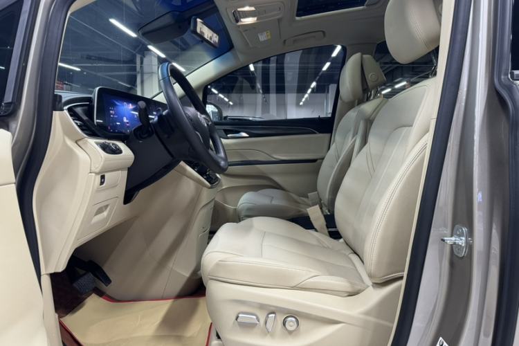 Used Buick GL8 2023 ES Lu Zun Deluxe Model Interior 3