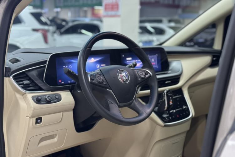 Used Buick GL8 2023 ES Lu Zun Deluxe Model Interior 4