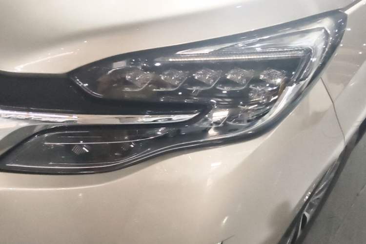 Used Buick GL8 2023 ES Lu Zun Comfort Model Left Front Headlight