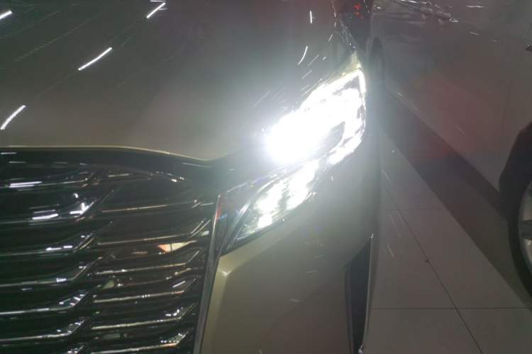 Used Buick GL8 2023 ES Lu Zun Luxury Model Left Front Headlight