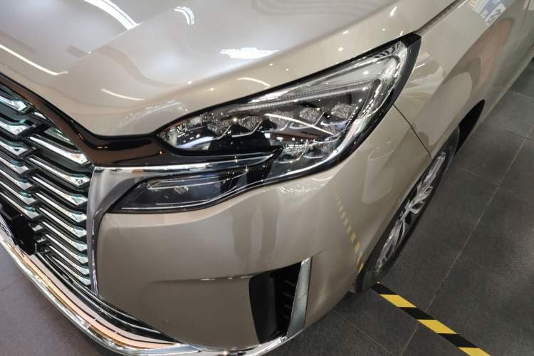 Used Buick GL8 2023 ES Lu Zun Deluxe Model Left Front Headlight
