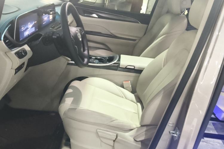 Used Buick GL8 2023 ES Lu Zun Comfort Model Left Front Seat