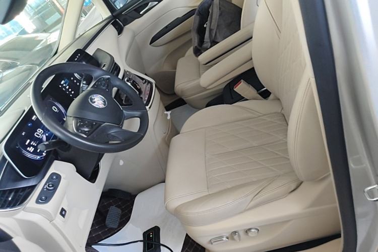 Used Buick GL8 2023 ES Lu Zun Luxury Model Left Front Seat
