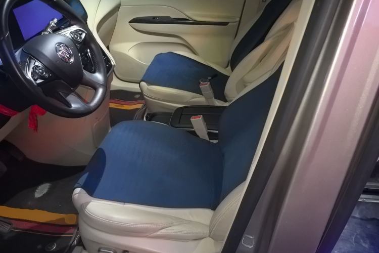 Used Buick GL8 2023 ES Lu Zun Deluxe Model Left Front Seat