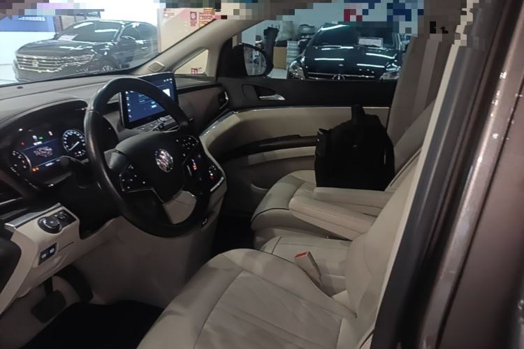 Used Buick GL8 2023 Land Executive Class 652T Luxury Model Left Front Seat