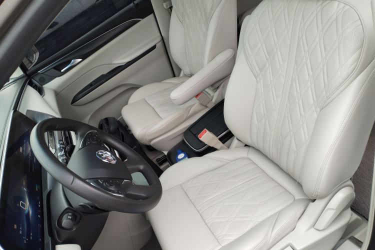 Used Buick GL8 2023 ES Lu Zun Comfort Model Left Front Seat