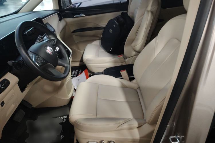 Used Buick GL8 2023 ES Lu Zun Deluxe Model Left Front Seat