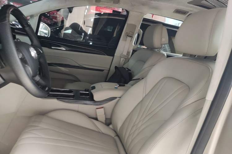 Used Buick GL8 2023 ES Lu Zun Comfort Model Left Front Seat