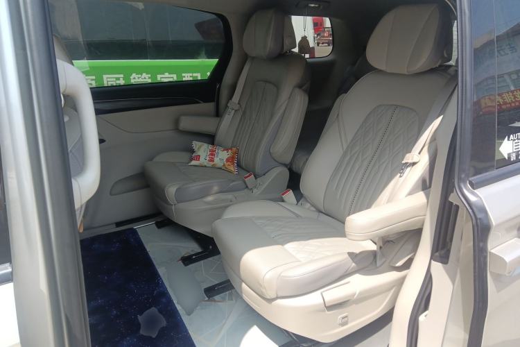 Used Buick GL8 2023 ES Lu Zun Deluxe Model Left Rear Seat