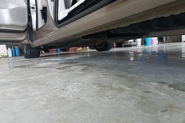 Used Buick GL8 2023 ES Lu Zun Luxury Edition and Yue Version Left Side Sill