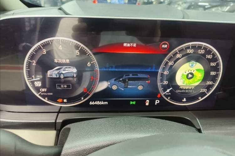 Used Buick GL8 2023 ES Lu Zun Comfort Model Odometer Close Up