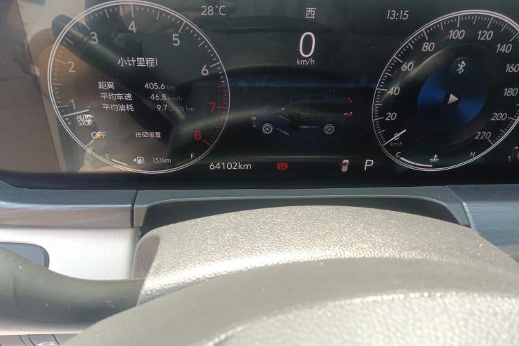 Used Buick GL8 2023 ES Lu Zun Deluxe Model Odometer Close Up