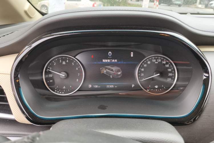 Used Buick GL8 2023 Facelifted Land Cruiser Executive Luxury Version Odometer Close Up