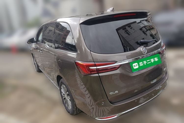 Used Buick GL8 2023 Land Executive Class Deluxe Model Rear Left 45 Deg