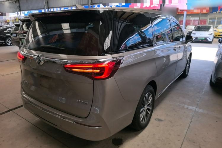 Used Buick GL8 2023 ES Lu Zun Comfort Model Rear Right 45 Deg