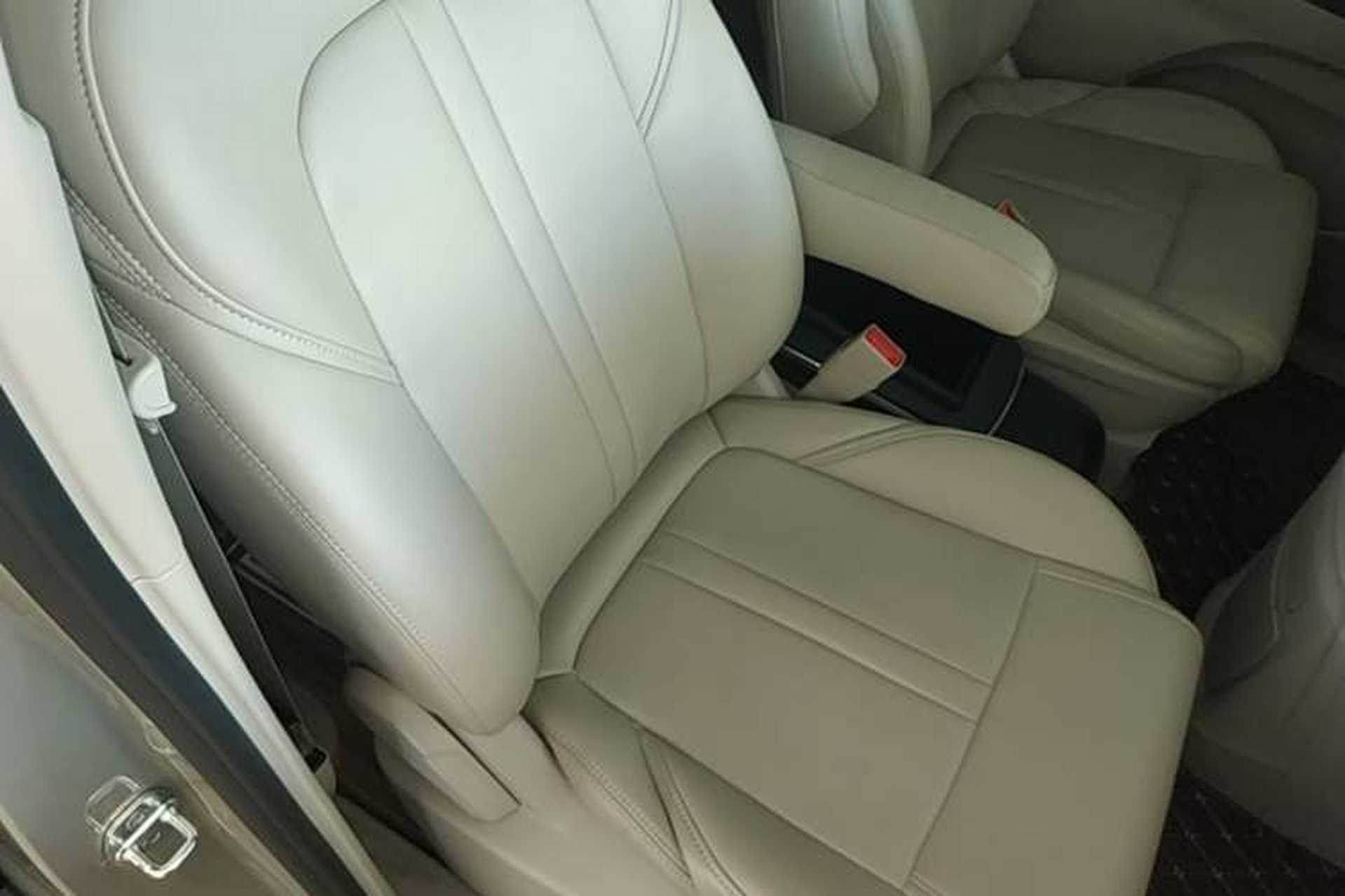 Used Buick GL8 2023 ES Lu Zun Comfort Model Right Front Seat