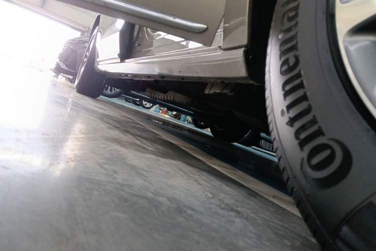 Used Buick GL8 2023 ES Lu Zun Comfort Model Right Side Sill