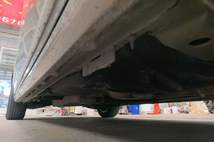 Used Buick GL8 2023 ES Lu Zun Comfort Model Right Side Sill