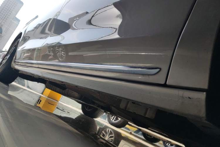 Used Buick GL8 2023 ES Lu Zun Comfort Model Right Side Sill
