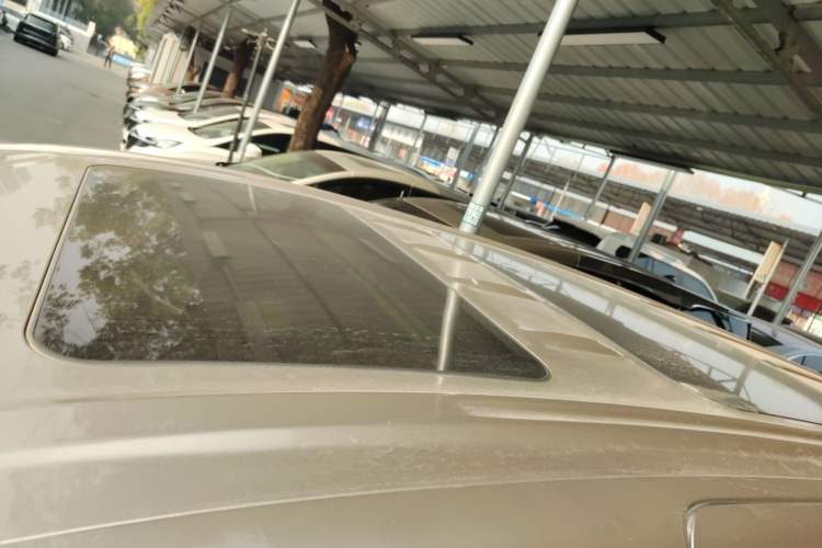 Used Buick GL8 2023 ES Lu Zun Luxury Model Roof