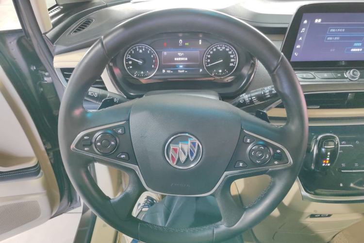 Used Buick GL8 2023 Facelifted Land Cruiser Executive Luxury Version Steering Wheel