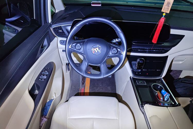Used Buick GL8 2023 ES Lu Zun Deluxe Model Steering Wheel