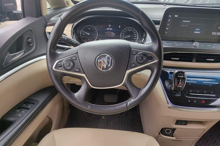 Used Buick GL8 2023 Land Executive Class Deluxe Model Steering Wheel