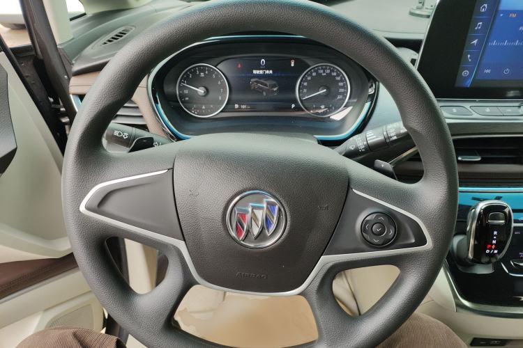 Used Buick GL8 2023 Land Executive Class Comfort Model Steering Wheel