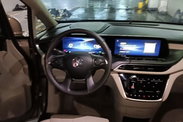 Used Buick GL8 2023 ES Lu Zun Comfort Model Steering Wheel