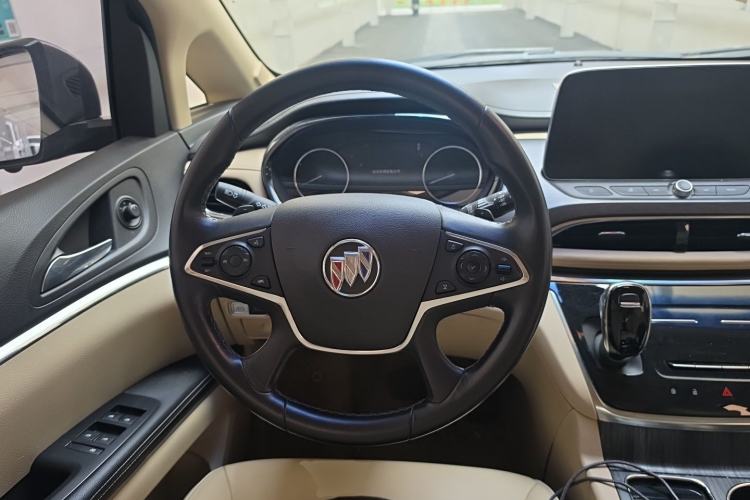 Used Buick GL8 2023 Land Executive Class 652T Luxury Model Steering Wheel