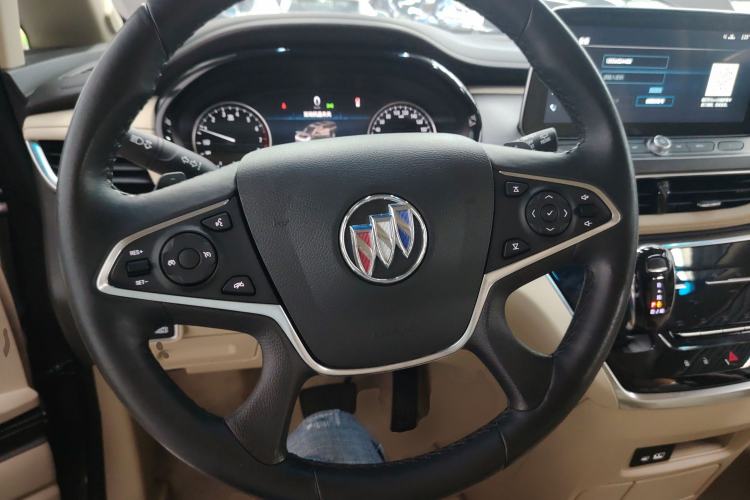 Used Buick GL8 2023 Land Executive Class 652T Luxury Model Steering Wheel