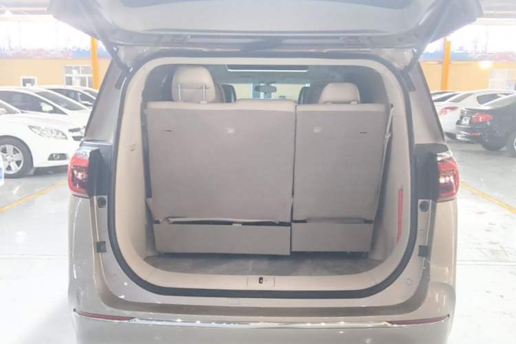 Used Buick GL8 2023 ES Lu Zun Comfort Model Trunk