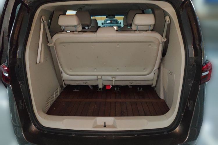 Used Buick GL8 2023 Land Executive Class Smart Enjoyment Model Trunk