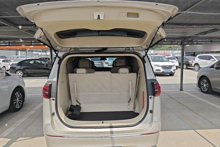 Used Buick GL8 2023 ES Lu Zun Deluxe Model Trunk