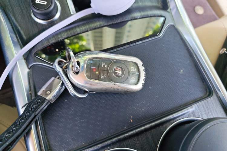 Used Buick GL8 2023 ES Lu Zun Deluxe Model Vehicle Key