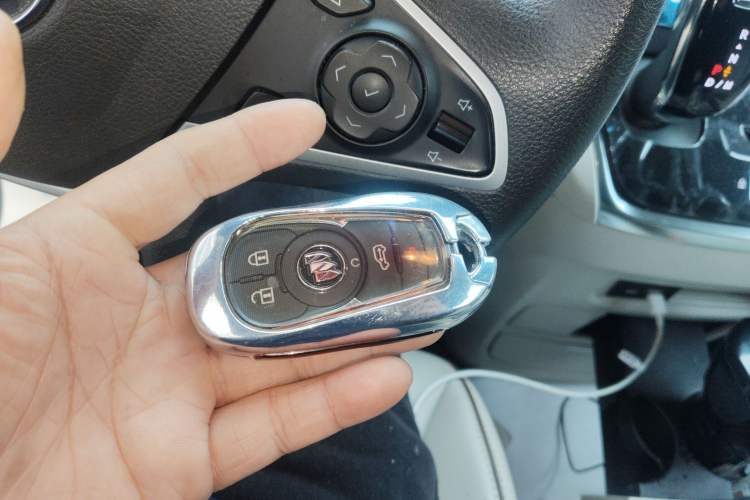 Used Buick GL8 2023 Land Executive Class Smart Enjoyment Model Vehicle Key