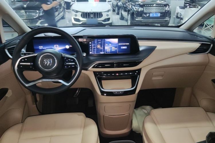 Used Buick GL8 2025 Model Land Executive Class First-Adoption Edition Center Console