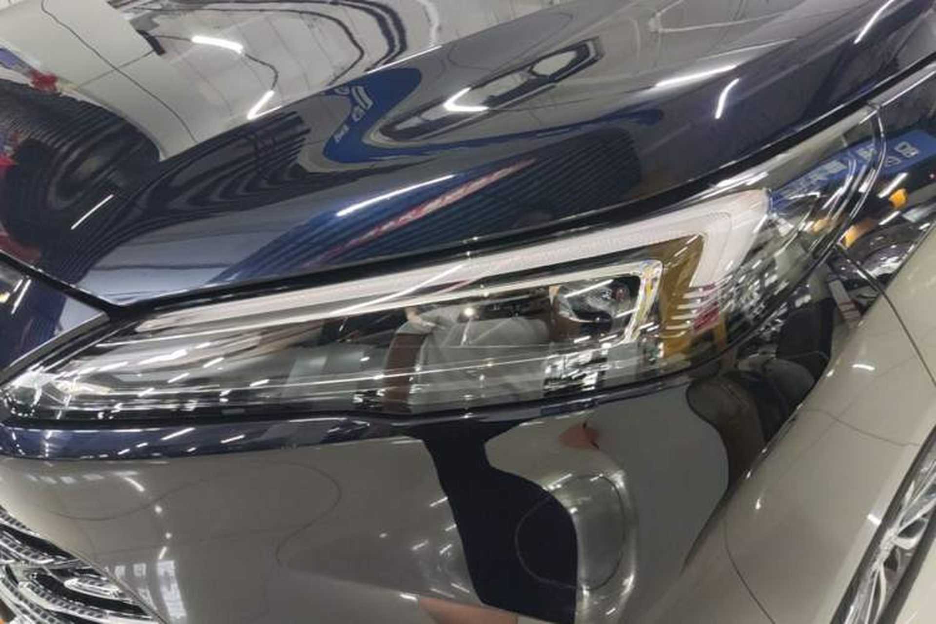 Used Buick GL8 2025 Model Land Executive Class First-Adoption Edition Left Front Headlight