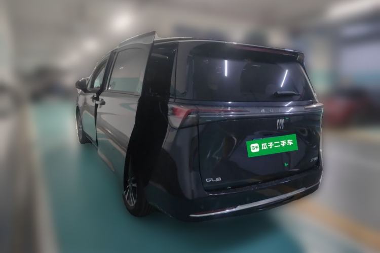 Used Buick GL8 2025 Model Land Executive Class First-Adoption Edition Rear Left 45 Deg