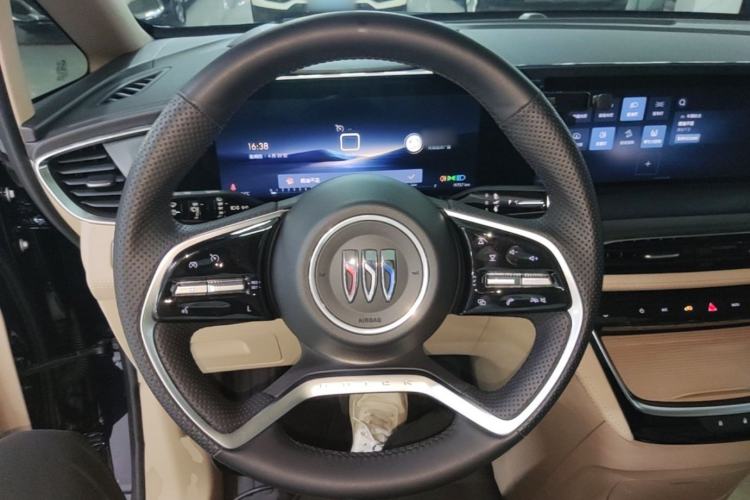 Used Buick GL8 2025 Model Land Executive Class First-Adoption Edition Steering Wheel